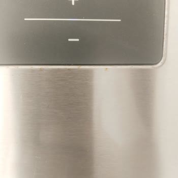 Siemens Garanti Kapsamındaki Buzdolabımda Paslanma Ve Çözüm Eksikliği