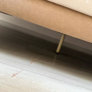 Koltukların Tüylenmesi Ve Eksik Montaj Nedeniyle Parkelerde Hasar, Çözüm Sunulmaması