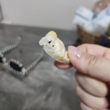 Eti Gong Paketinde Siyah Parçalarla Karşılaştım Sebebini Öğrenmek İstiyorum