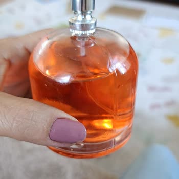 Sipariş Ettiğim Parfümler Kokusuz Ve Kalıcılığı Sıfır Çıktı