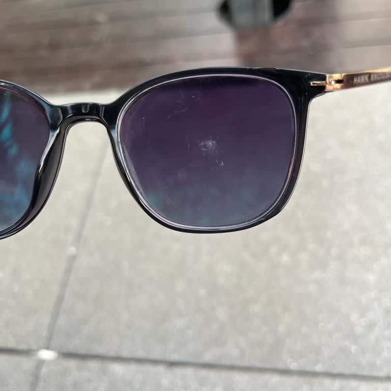 Özel Cam İçin Ekstra Ücret Ödedim, Değişimde Sadece Normal Cam Teklif Edildi