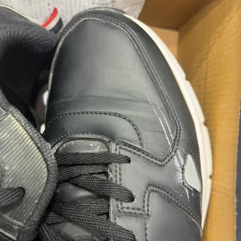 Bir Haftada Deforme Olan Ayakkabı İçin Garanti Sürecinde Belirsizlik Yaşadım