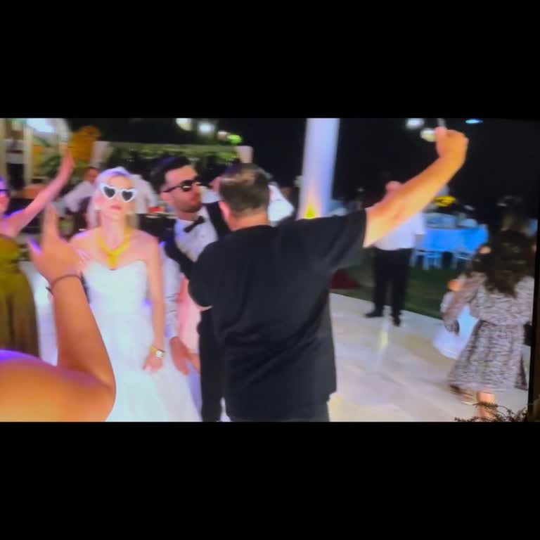 Düğün Salonunda Orkestra Değişikliği Ve Yetersiz Hizmetle Büyük Hayal Kırıklığı