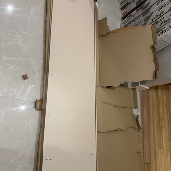 Vivense'den Aldığım Dolap Yanlış Renkte Ve Modelde Geldi