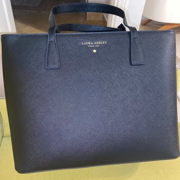 Çizik Olarak Gönderilen Çanta Ve Yetersiz Müşteri Hizmeti