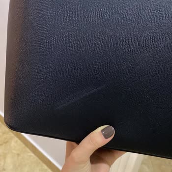 Çizik Olarak Gönderilen Çanta Ve Yetersiz Müşteri Hizmeti