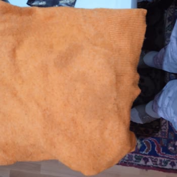 Ariel Pods Kullanımı Sonrası Çamaşırlarda Kalıcı Leke Problemi