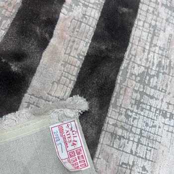 Yanlış Halı Yıkama Sonrası Mağduriyet Ve İlgisizlik