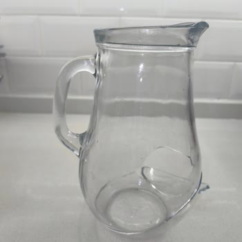 Sıcak Su Doldurunca Patlayan Sürahi Mağduriyeti