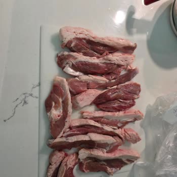 Sipariş Edilen Kuzu Biftek Yerine Farklı Ve Kalitesiz Et Gönderildi