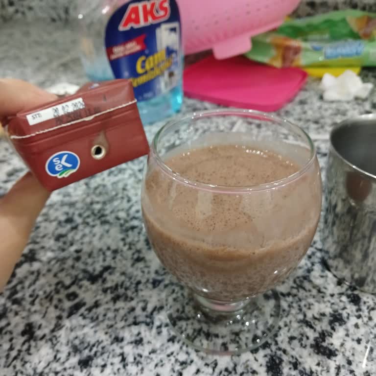 Taze Olması Gereken Kakaolu Süt Bozuk Çıktı Hayal Kırıklığı Yaşadım