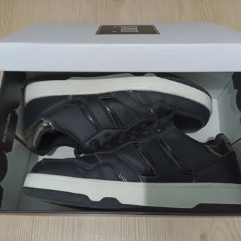 Ayakkabı Kalitesi ve Garanti Süreci Hakkında Şikayet