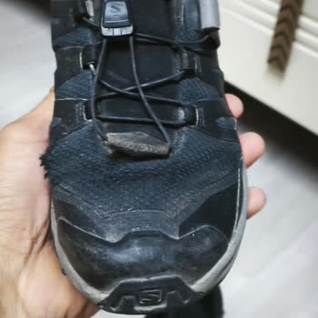 Kısa Sürede Yıpranan Ayakkabı Ve Müşteri Hizmetlerinden Yanıt Alamama Mağduriyeti