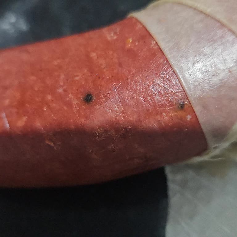 Kapalı Ambalajda Küflü Sucuk Ve İade Sorunu Yaşadım