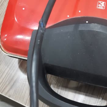 Kullanılmış Ve Hasarlı Tost Makinesi Gönderildi, Mağduriyetim Giderilmiyor