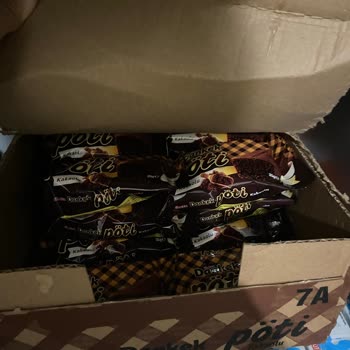 Satın Aldığım Ülker Poti Kek Bozuk Çıktı: Yanık Tat Ve Sertlik Sorunu