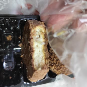 Ülker Albeni Bisküvisinden Kurt Çıkması Ve İlgisiz Müşteri Hizmetleri