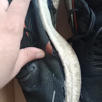 FLO'dan Alınan Ayakkabıda Erken Yırtılma Ve İade Reddi Mağduriyeti