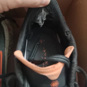 FLO'dan Alınan Ayakkabıda Erken Yırtılma Ve İade Reddi Mağduriyeti