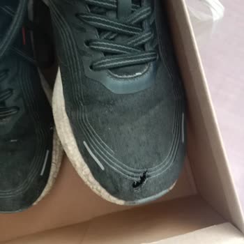 FLO'dan Alınan Ayakkabıda Erken Yırtılma Ve İade Reddi Mağduriyeti