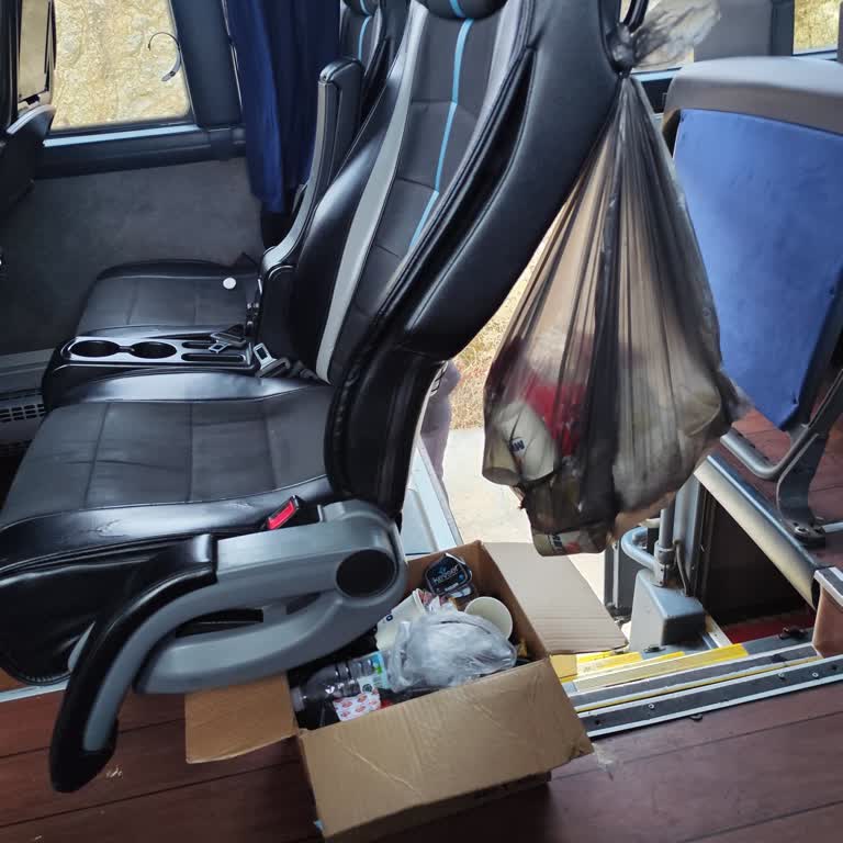 Metro Turizmde Uzun Gecikme Soğuk Otobüs Ve Çöplerle Mağduriyet Yaşadım