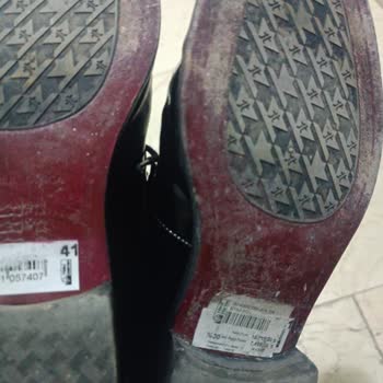 Hakiki Deri Ayakkabıda Kırılma Ve Aksesuar Düşmesi Sonrası Değişim Reddi