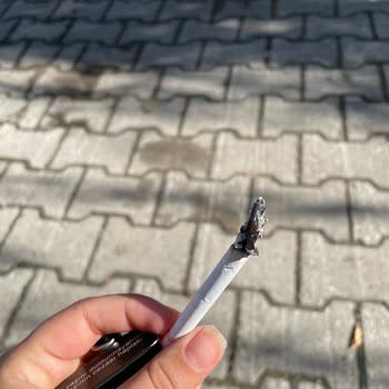 Aldığım Sigara Paketlerinde Sürekli Yabancı Madde Çıkıyor Tadı Bozuluyor