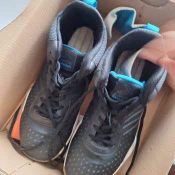 Kinetix Ayakkabılar Kısa Sürede Deforme Oldu, FLO Çözüm Sunmadı