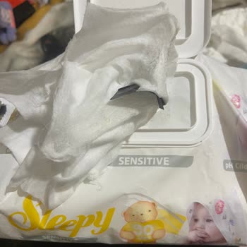 Bebek Islak Mendilinde Yabancı Cisimler Endişe Yarattı, Çözüm Bekliyorum