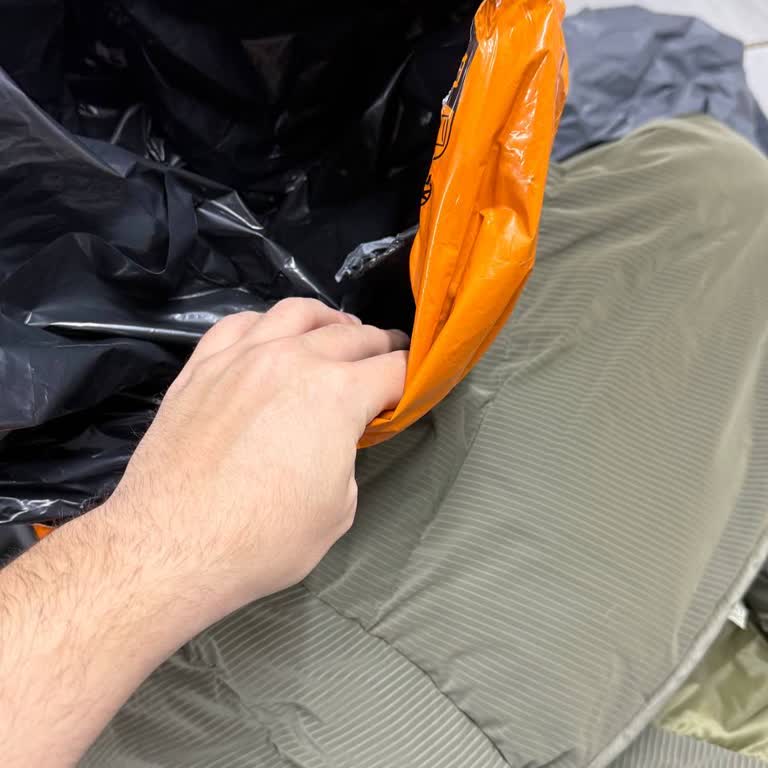 Trendyol Refunded Buyer for My Forstline Couple Jackets Missing One