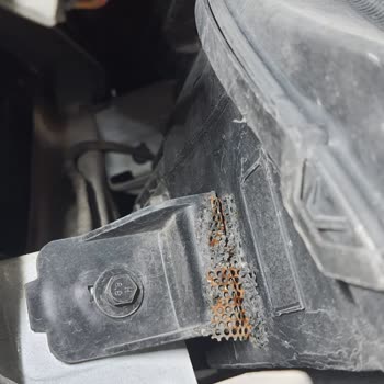 Ekspertiz Raporu Hatalı Çıktı, Aracımda Gizli Hasarlar Ortaya Çıktı