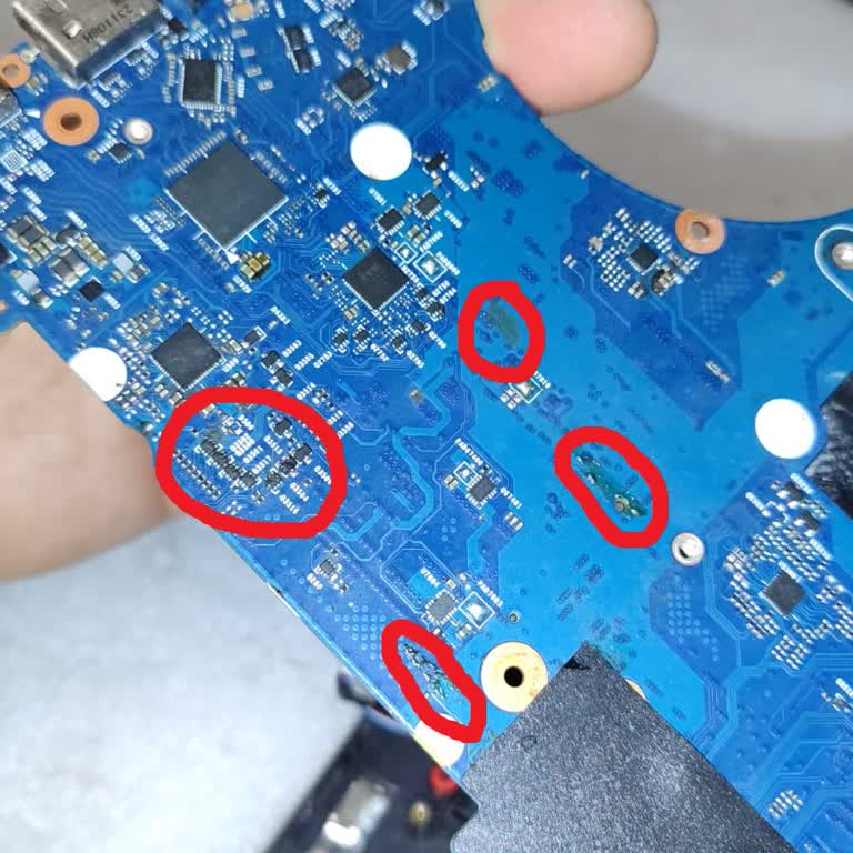 Serviste Yanlış Bilgilendirme Ve Hatalı İşlem Nedeniyle Mağduriyet