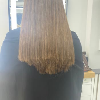 San Kuaför’de Yüksek Ücret, Kötü Saç Kesimi: Hayal Kırıklığı!