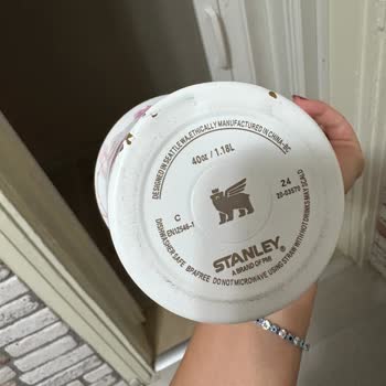 Stanley Quencher Termosumda Soyulma Ve Renk Atması, Garanti Sürecinde İlgisizlik!