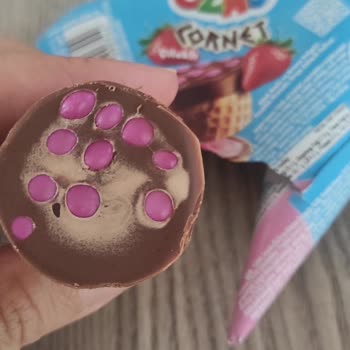 Kapalı Ambalajda Bozuk Ozmo Cornet Ürünüyle Karşılaştım