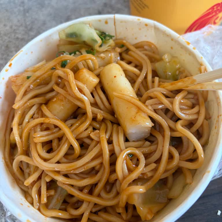 Sushico Tuzla Marina'da Pişmemiş Tavuk Ve Kalitesiz Ürünlerle Yaşadığım Hayal Kırıklığı