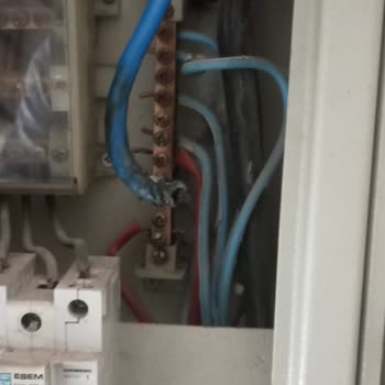Gediz Elektrik Perakende Elektrik Arızası Sonucu Cihazlarımda Oluşan Büyük Hasar!
