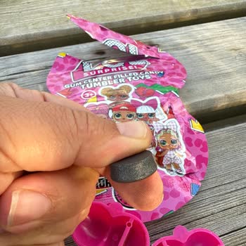 Çocuk Oyuncağından Çıkan Paslı Demirle Büyük Tehlike