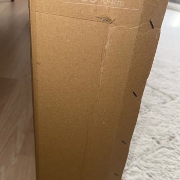 Küçük Kutu Hasarı Büyük Soruna Dönüştü, Değişim Talebim Reddedildi