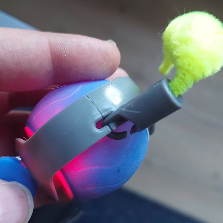 Aldığım Ürün Eksik Özellikli, Yanlış Renkli Ve Hasarlı Geldi, Müşteri Hizmetleri Yetersiz