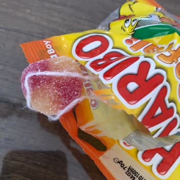 Haribo Jelibon Paketinden İp Çıkması Ve Güvenlik Endişesi