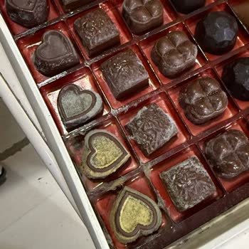 Siparişimde Gelen Küflü Çikolata Nedeniyle Yaşadığım Mağduriyet