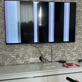 100 Gündür Değiştirilmeyen Arızalı Televizyon Mağduriyeti