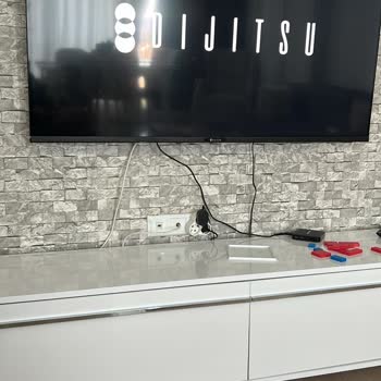 100 Gündür Değiştirilmeyen Arızalı Televizyon Mağduriyeti