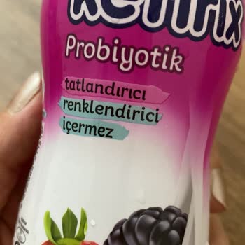 Aldığım Kefir Bozuk Çıktı, Kapağı Açınca Patladı Ve Köpürdü
