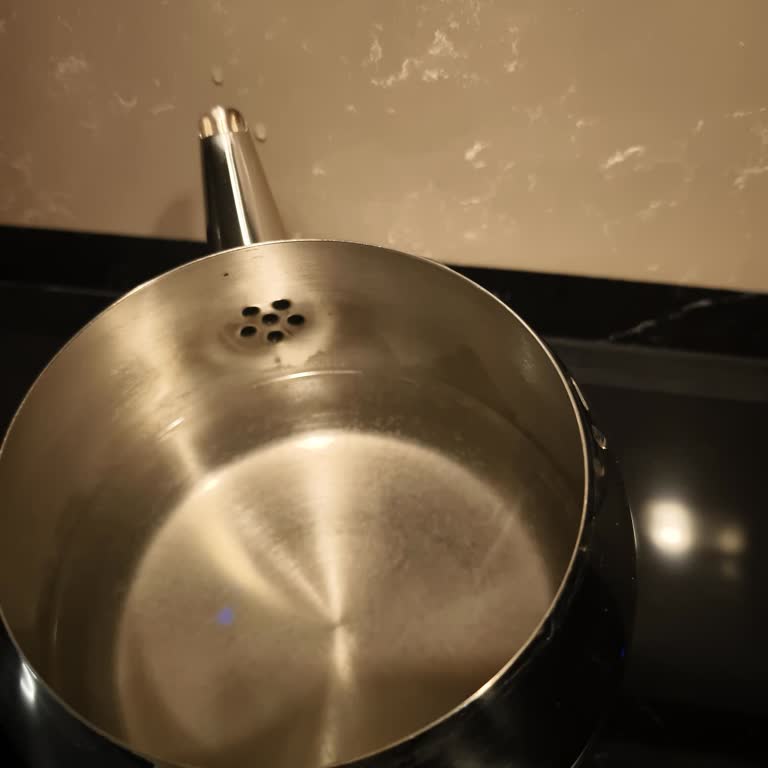 Abant Su'nun 5 Litrelik Sularında Yoğun Kireç Ve Tat Sorunu