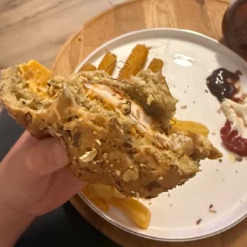 Siparişimde Bulaşık Teli Çıkması Şok Edici Ve Tehlikeli