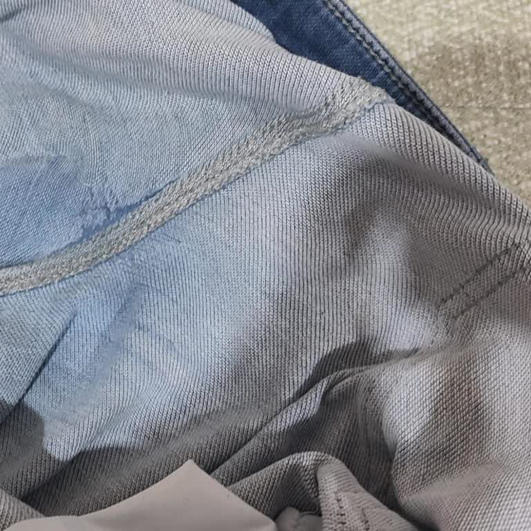 Mavi Pantolon 2 Ayda Yırtıldı, Değişim Reddedildi