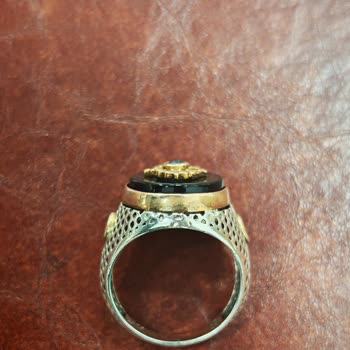 Tesbihevim Yüzükte Renk Solması Ve Kararma Meydana Geldi