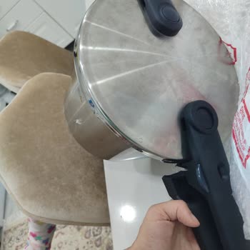Gurur Tekstil Fissler Düdüklü Tencere Buhar Kaçırma Ve Kırık Kapak Sorunu Çözülemedi